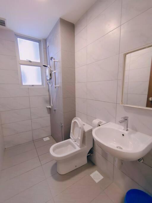 A1403 Jb City Sks Habitat Larkin 2Br 6Pax 100Mbps Netflix!! By Stay Johor Bahru Exterior foto